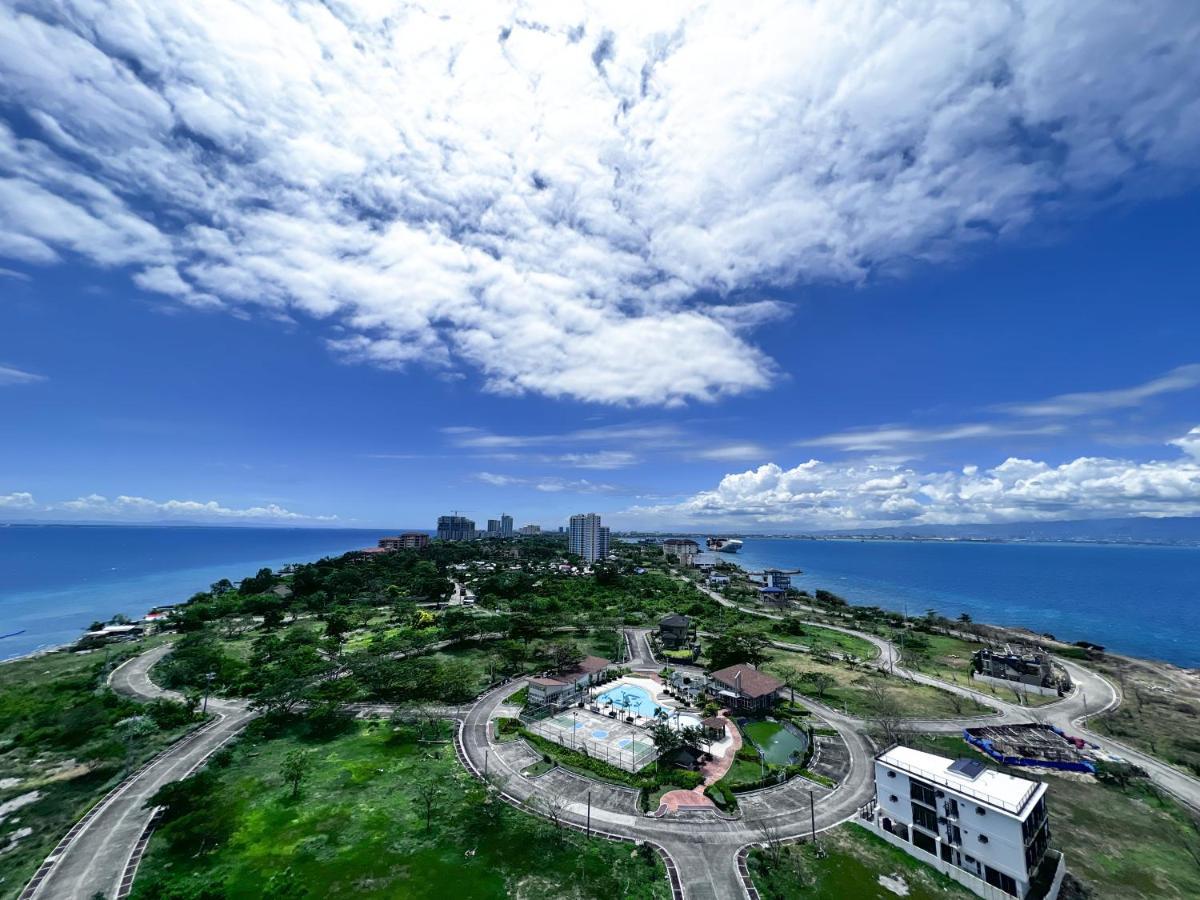 Oceanfront At Arterra, Fast Wifi, Nflix, Kitchen - H Or L Villa Lapu-Lapu City Buitenkant foto